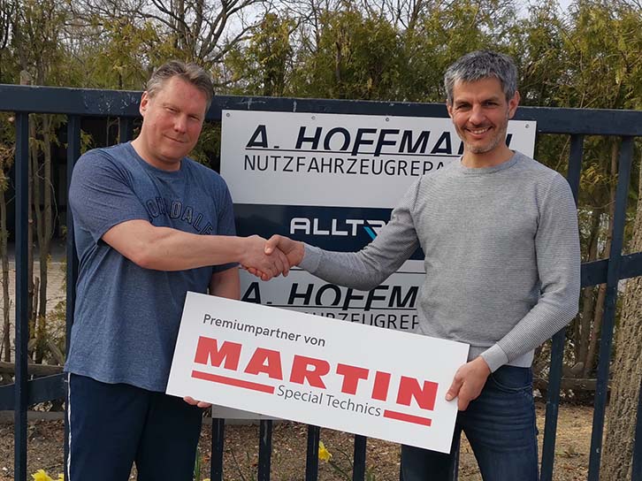 Premium Partner Andreas Hoffmann mit Betriebsleiter Ulrich Martin